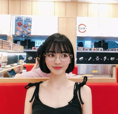 短发女生适合什么样的眼镜