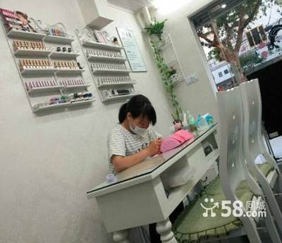 刚去美甲店上班要做什么呀