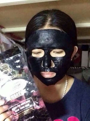 蛇毒面膜是用什么材料制作的
